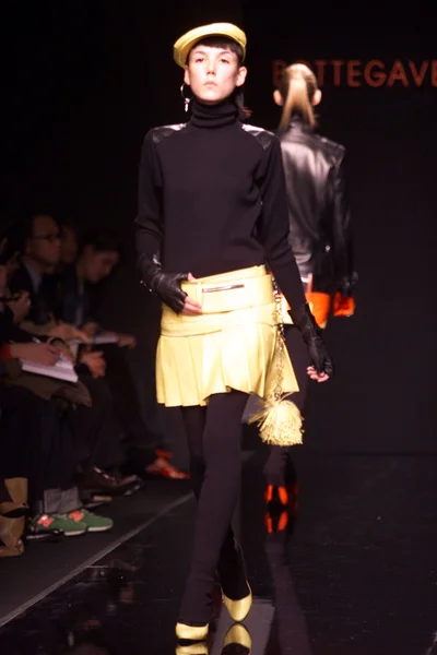 Look 17